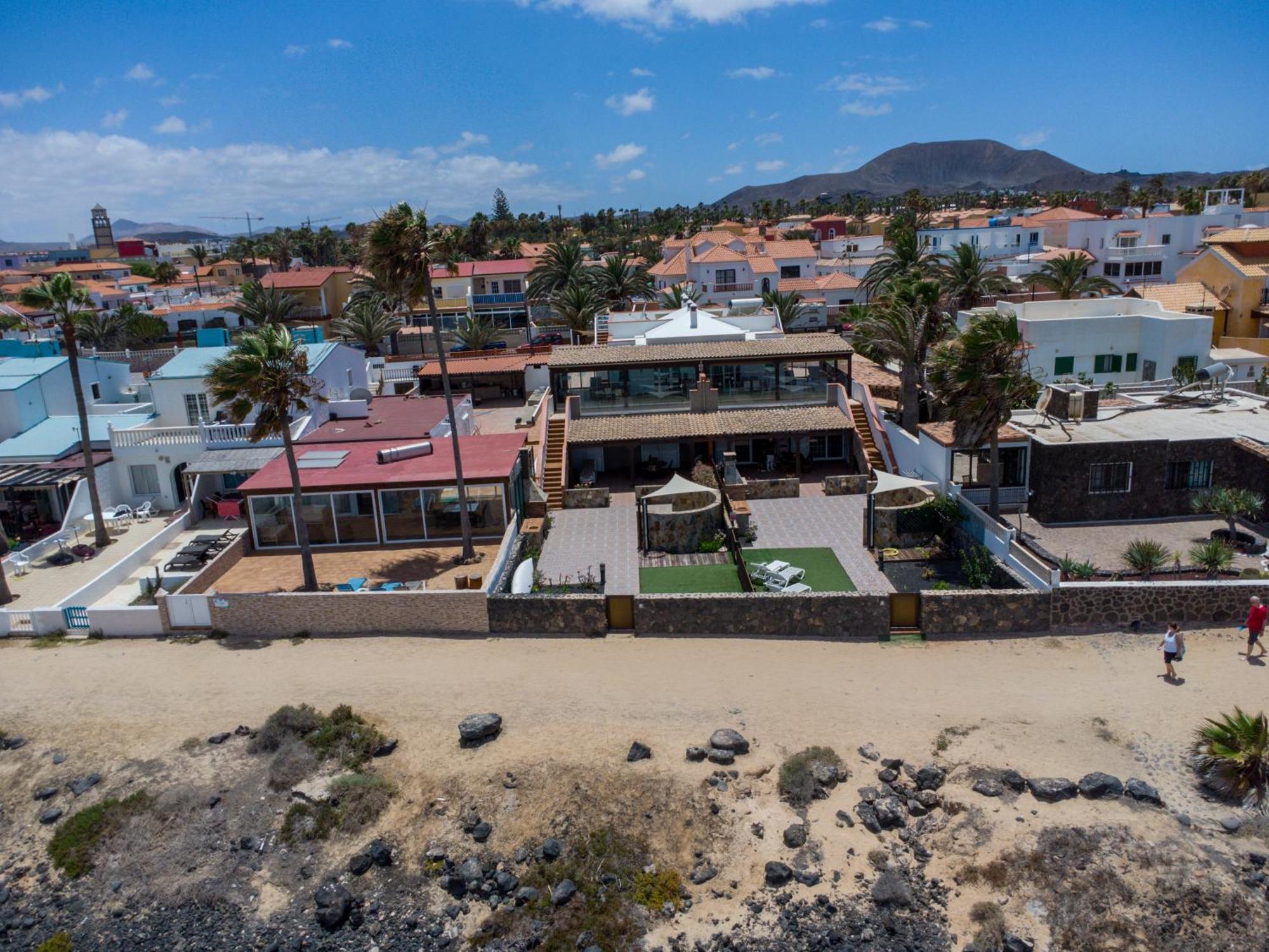 Villa Marina I Beachfront Corralejo By Holidays Home Esterno foto